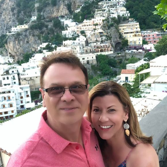 Meet your Posher, Comfychic18 - Picture 1 of 1